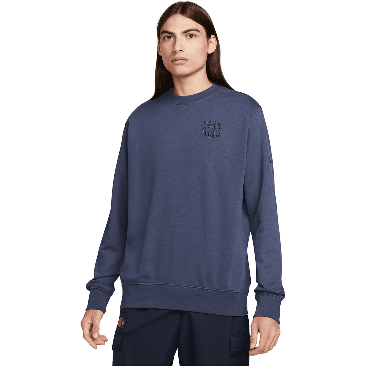 Nike FC Barcelona トレーナー ネイビー Nike FC Barcelona Men's Club Crewneck Sweater – TUDN Fan Shop