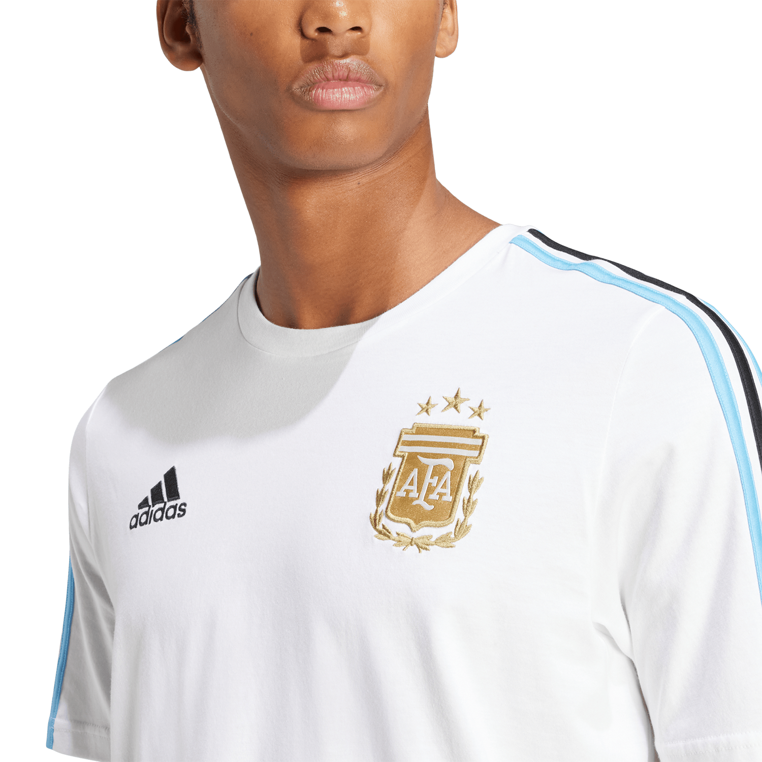 adidas Argentina Camiseta de manga corta con 3 rayas DNA para hombre TUDN Fan Shop